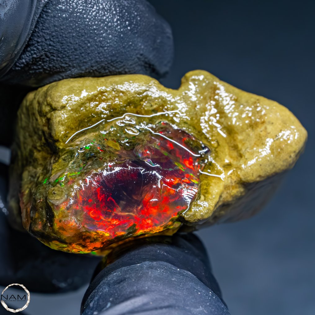 Kristallopal i Matrix fra Etiopien – Drageøje 160,5 karat- 32.1 g #1.0