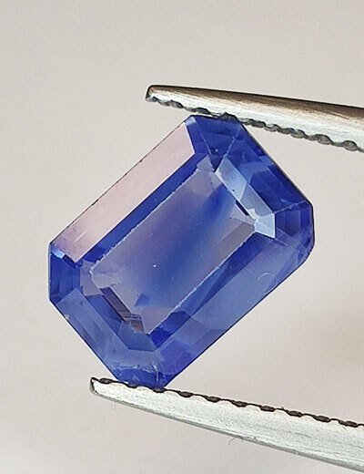 Blå Safir  - 1.47 ct - Antwerp Laboratory for Gemstone Testing (ALGT) #1.0