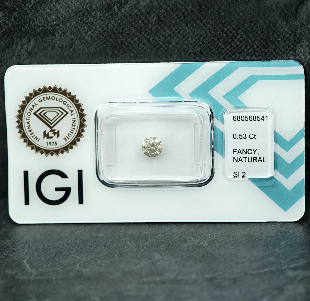 没有保留价 - 1 pcs 钻石  (天然色彩的)  - 0.53 ct - 圆形 - Fancy 稍帶灰色的 黄色 - SI2 微内含二级 - 国际宝石研究院（IGI） #1.0