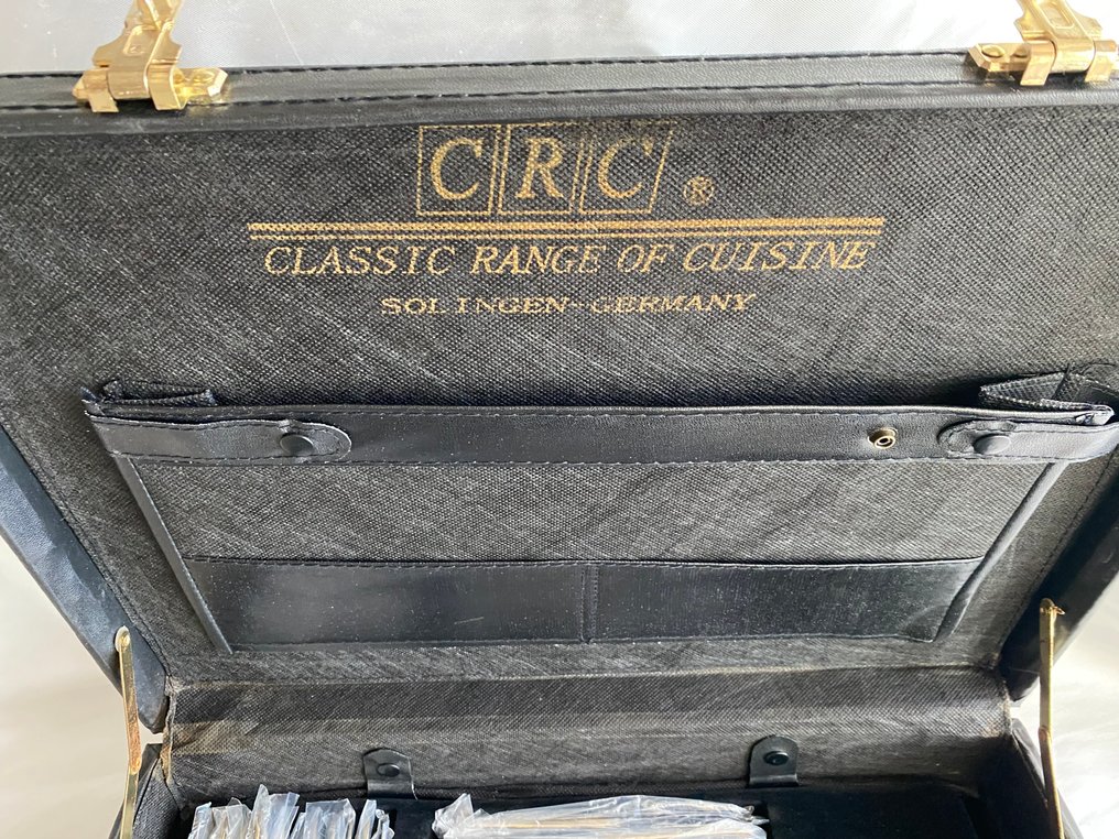 12人用餐具套装 - CRC经典奢华厨具系列，索林根 23/24 KL，放在边上 #1.0