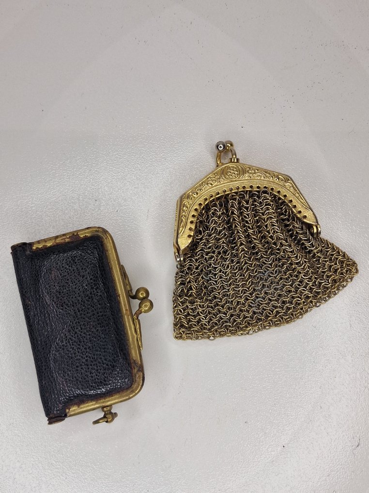 Κουμπαράς (2) - Ορείχαλκος, Δέρμα - θηκάρι για νομίσματα #1.0