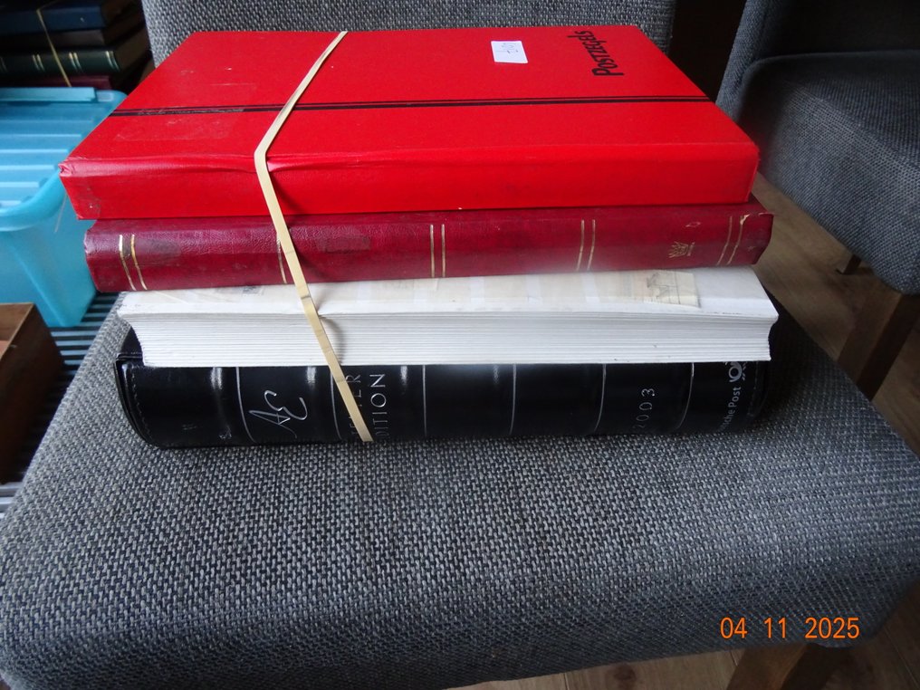 World - world of stock books #1.0