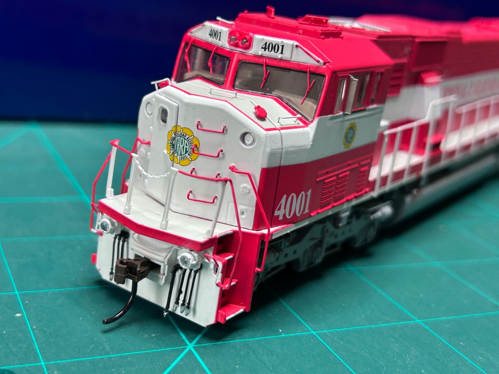 Athearn GENESIS H0轨 - ATHG8520 - 柴油电力机车 (1) - EMD SD60 - TRRA #1.0