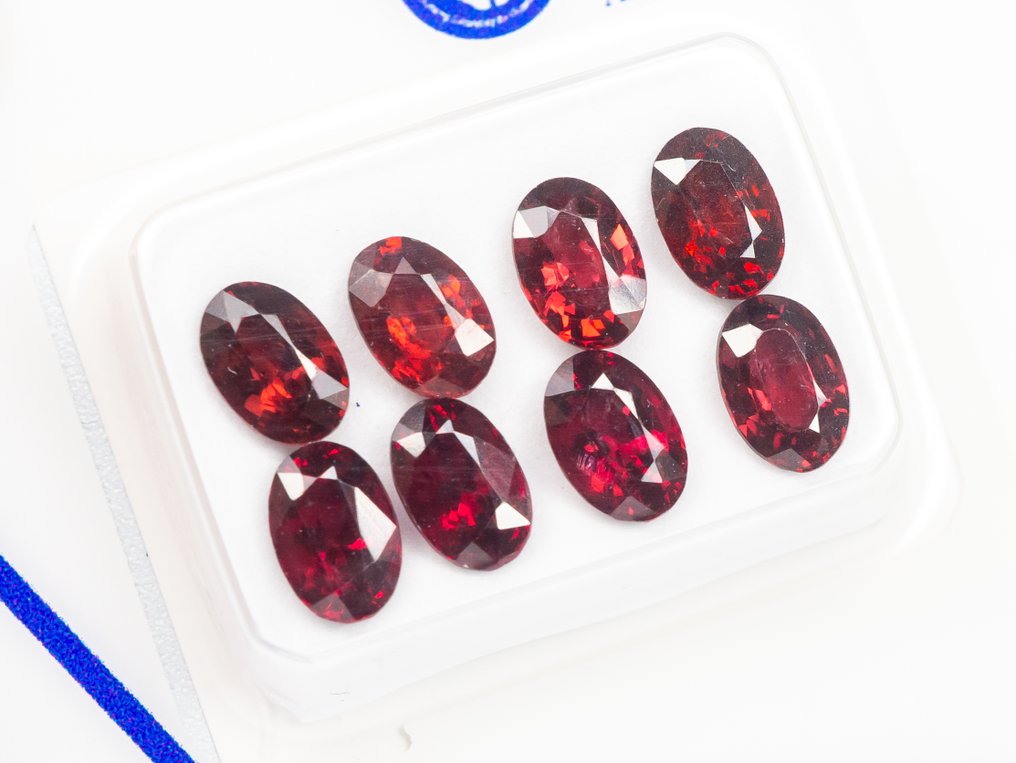 没有保留价 - 8 pcs  尖晶石  - 4.51 ct - 安特卫普宝石检测实验室（ALGT） - 鲜艳/深邃的橙红色 #1.0
