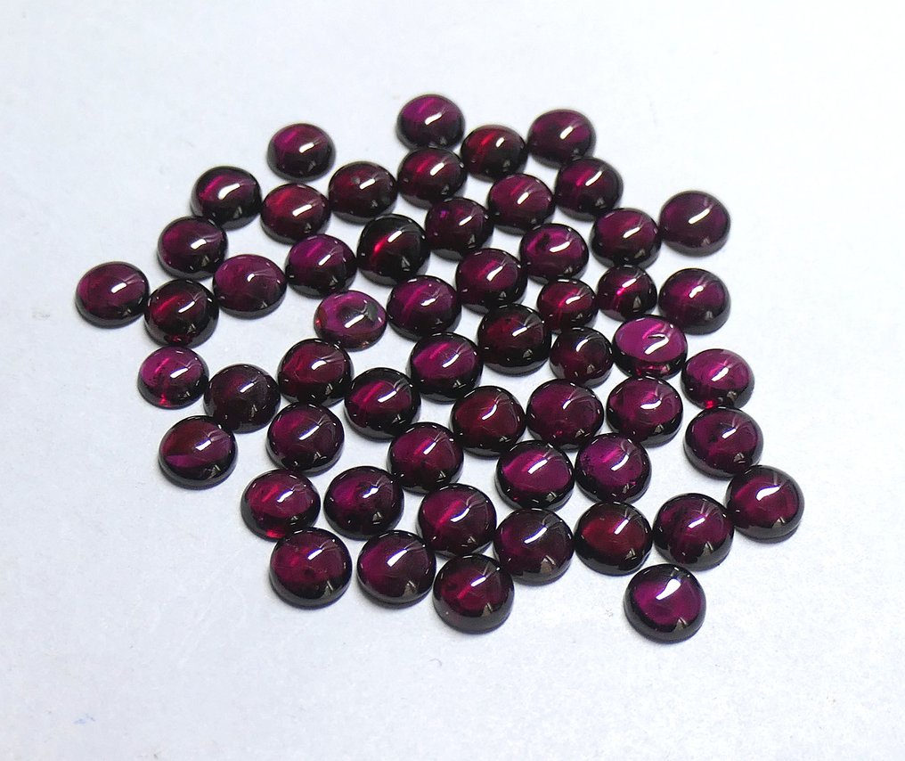 Μεγάλη ποσότητα φυσικών ρουμπινιών 100%. Καμπουσόν- 12.49 g - (55) #3.2