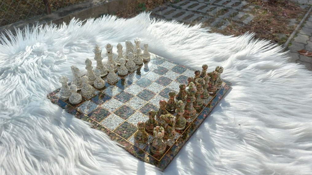 Σετ σκακιού - Λευκός Χωλίτης (Ηνωμένες Πολιτείες), Ουνάκιτ (Πακιστάν), Ρητίνη #2.1