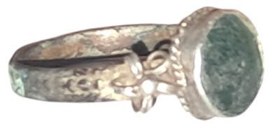 Μεσαιωνική Πλατά - Δαχτυλίδι με περιμετρική στερέωση, με πράσινο κρύσταλλο cabujón, 20 χιλιοστά. Δαχτυλίδι  (χωρίς τιμή ασφαλείας) #2.1