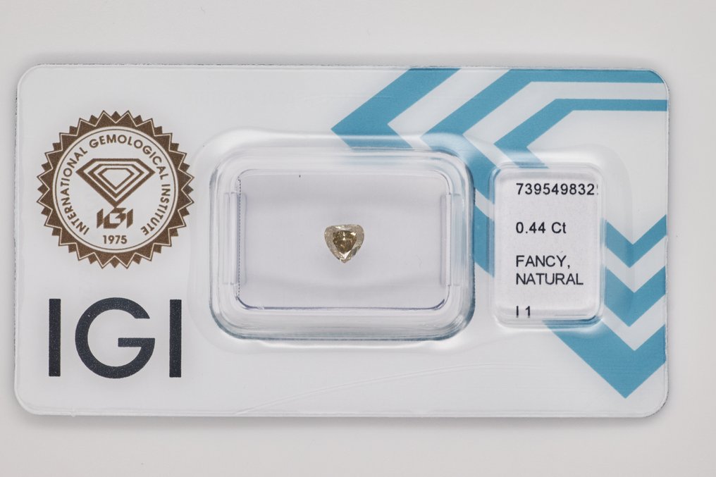 没有保留价 - 1 pcs 钻石 (天然色彩的) - 0.44 ct - 梨形 - Fancy 稍帶棕色的 黄色 - I1 内含一级 - 国际宝石研究院(IGI) #1.0