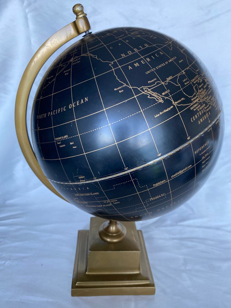 Globe - 1980-1990 - Vintage globe map made with a metal structure. #2.1
