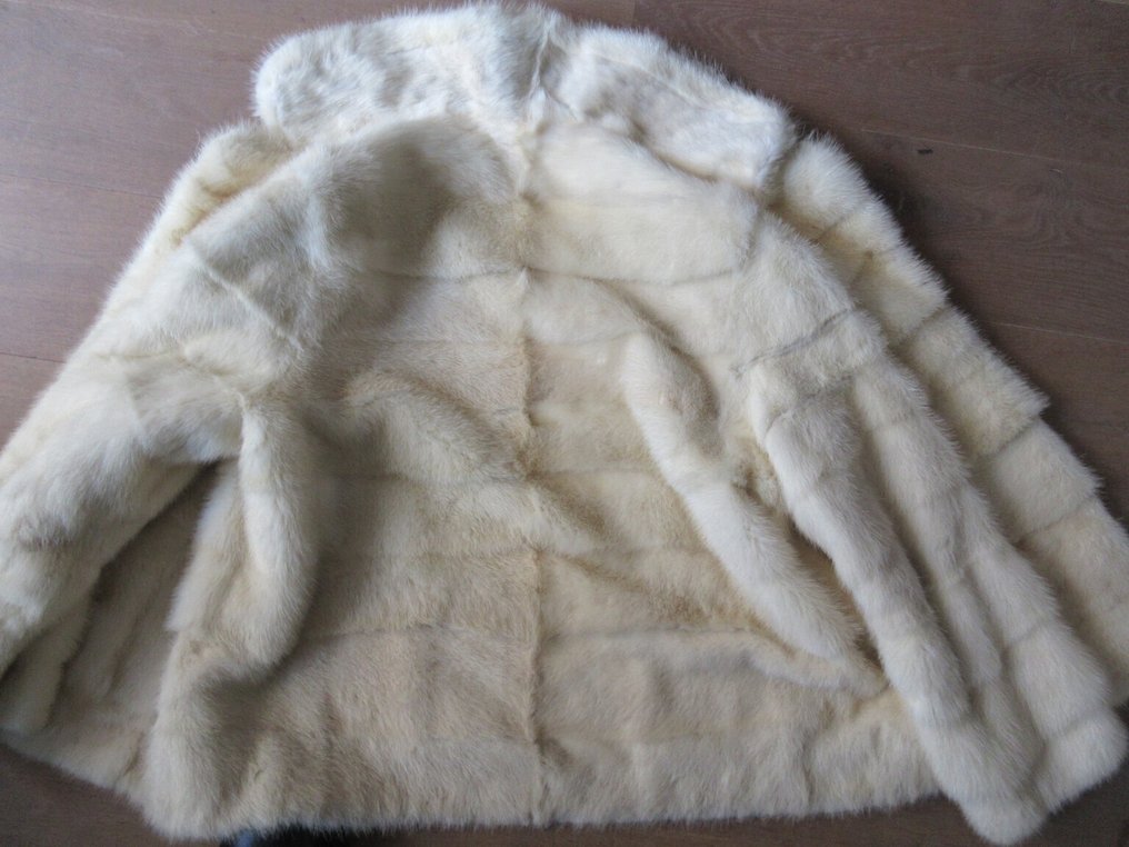 Artisan Furrier - 皮毛大衣 - 复古 #4.3