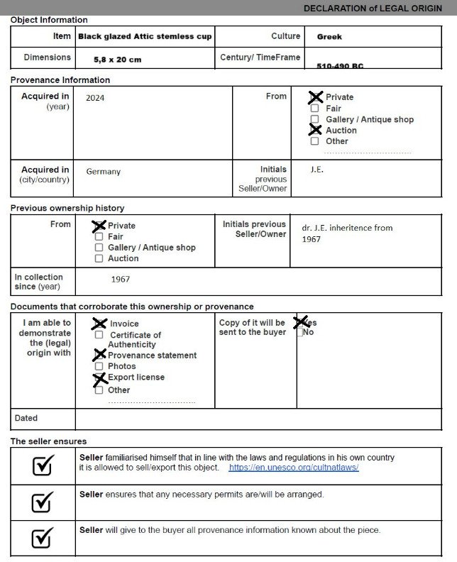 Ancient Greek Terracotta stemless cup with offset rim - 5.8 cm #3.2