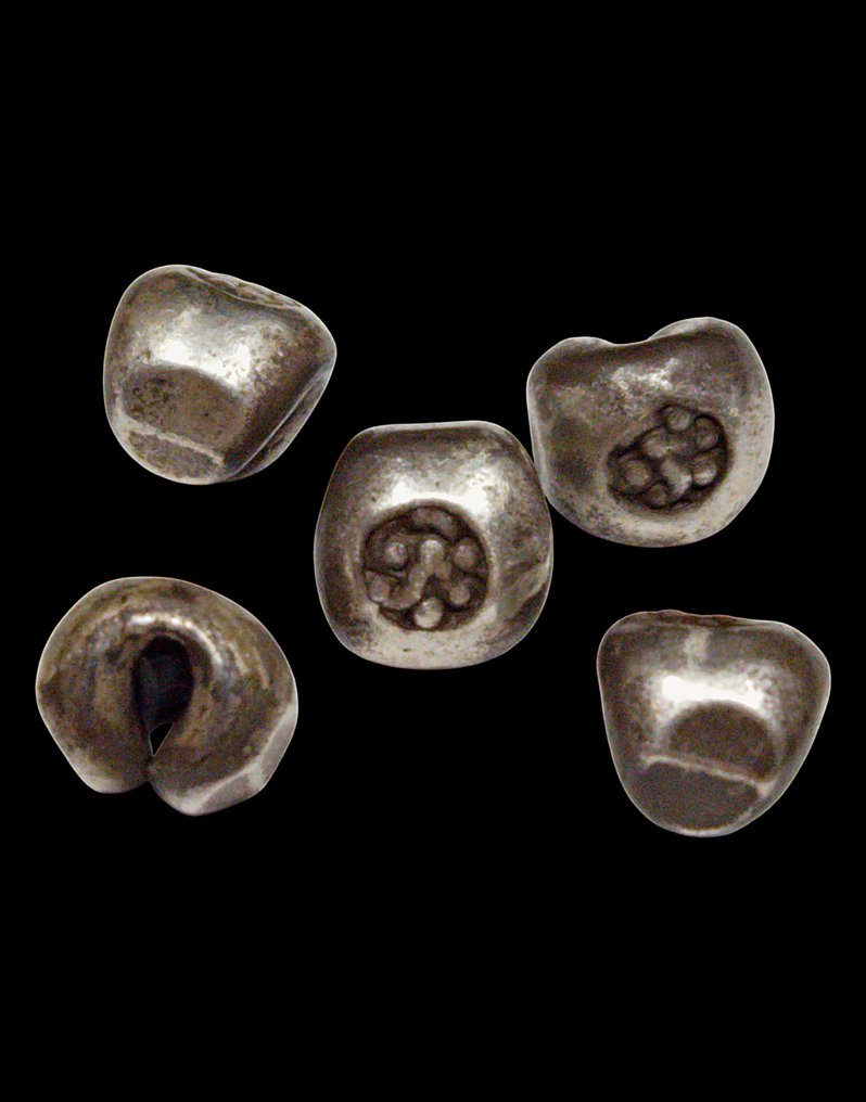 Thailand (Siam). Bullet Money (photduang) probably King U-Tumphorn (1758-1759 AD) (5 bullets) (Ingen reservasjonspris) #2.1