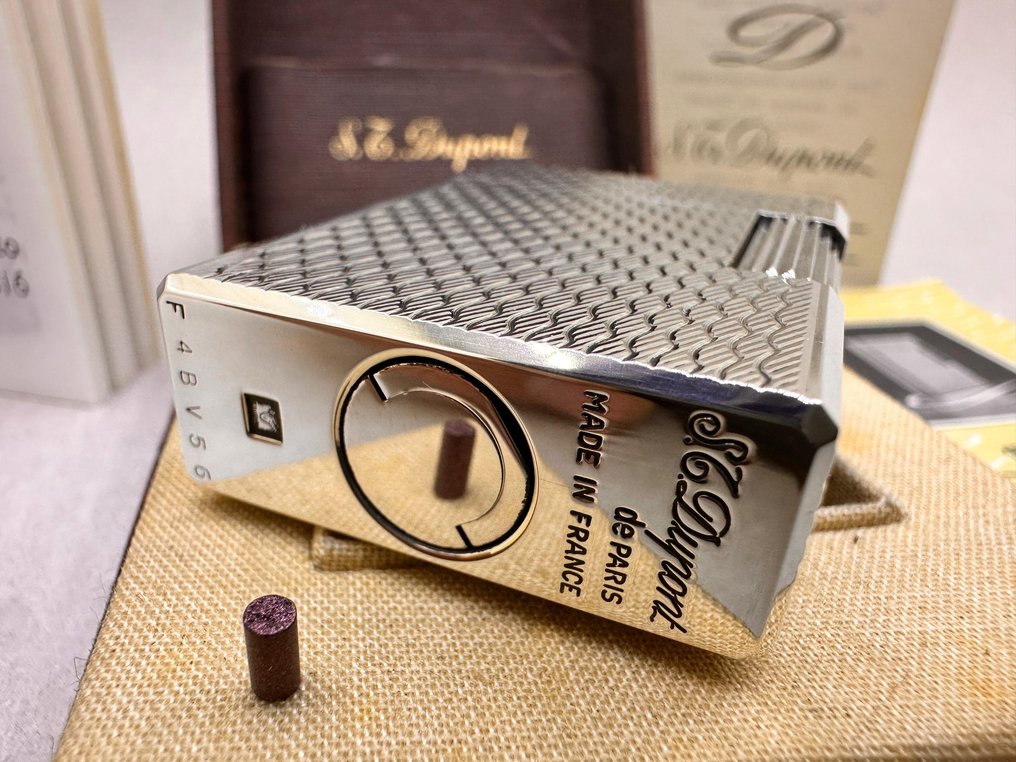 S.T. Dupont - Line 1 Short - Öngyújtó - Ezüsttányér #1.0