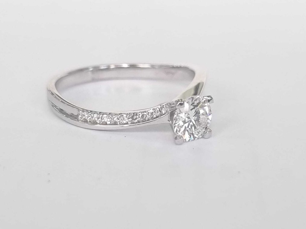 Kihlasormus - 18 kt. Valkokulta - 0.75ct. tw. Timantti (Luonnollinen) - Timantti #1.0