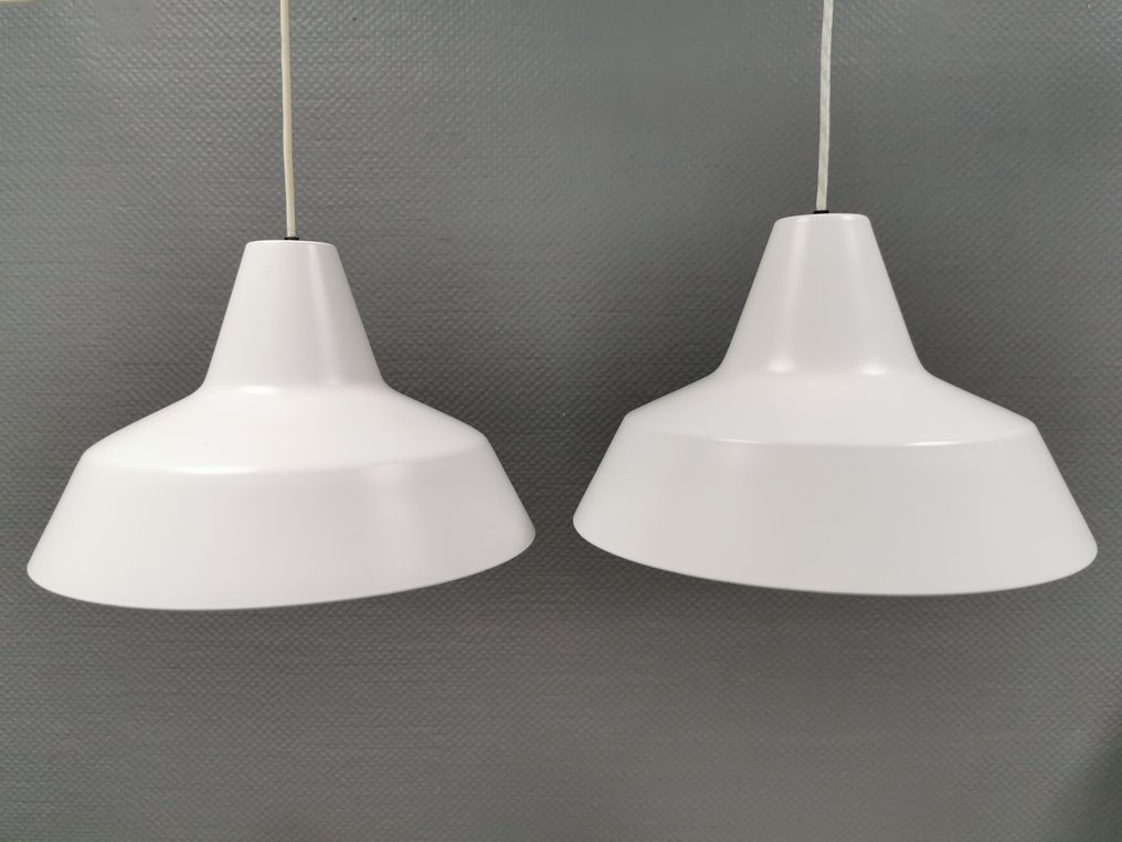 Nordisk Solar - Riippuva lamppu (2) - Työpajalamppu - Metalli #2.1