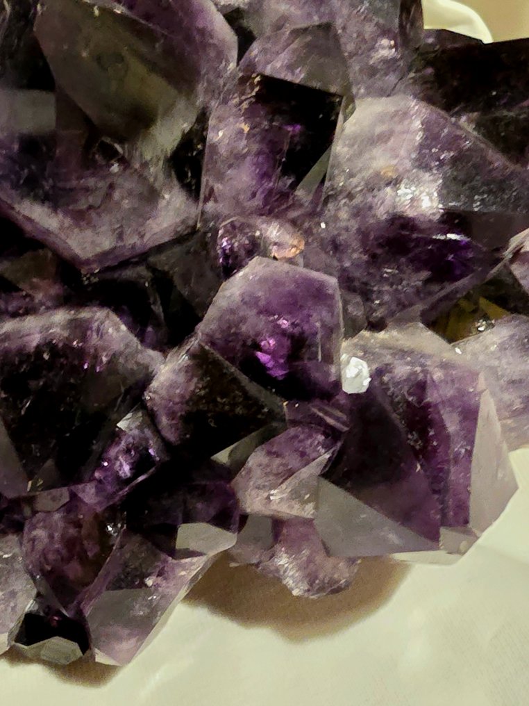 Améthyste Groupe de cristal - Hauteur : 12 cm - Largeur : 24 cm- 5200 g - (1) #4.3