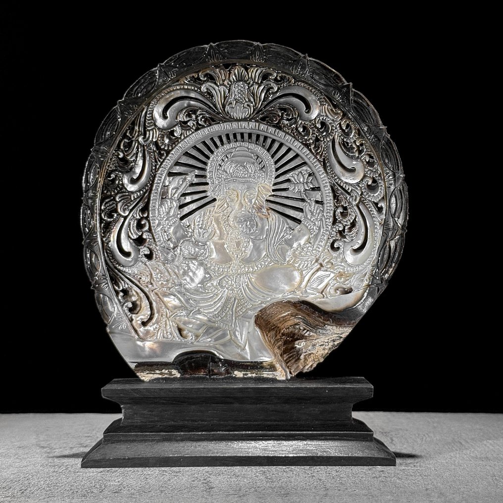 精细雕刻的珍珠母贝壳 - 象神图案 - 海贝 - Pinctada Maxima (没有保留价) #1.0