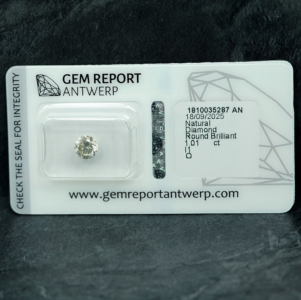 1 pcs Diamond  (Natural)  - 1.01 ct - Round - I1 - Gem Report Antwerp (GRA) - O - I1 #1.0