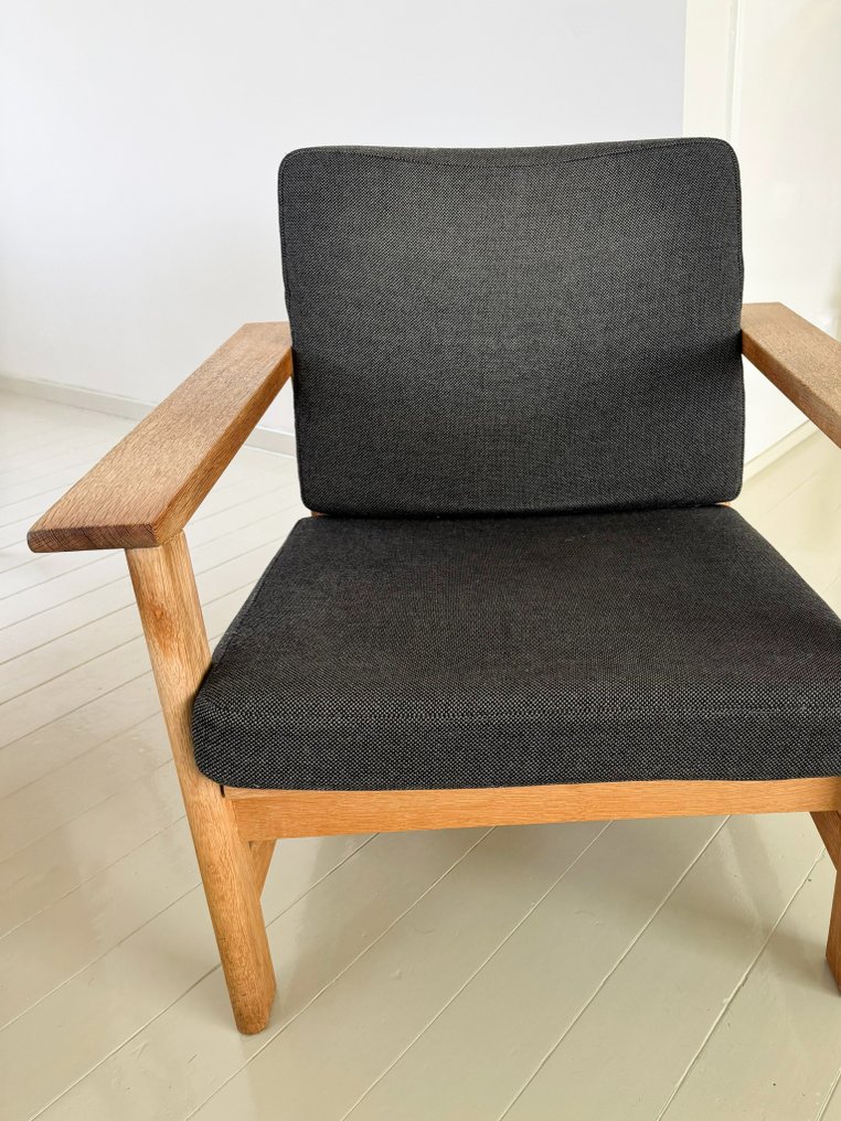 Fredericia Stolefabrik - Søren Holst - Seating group (5) - Bank 2553 - Oak - Complete the seating area. #4.3