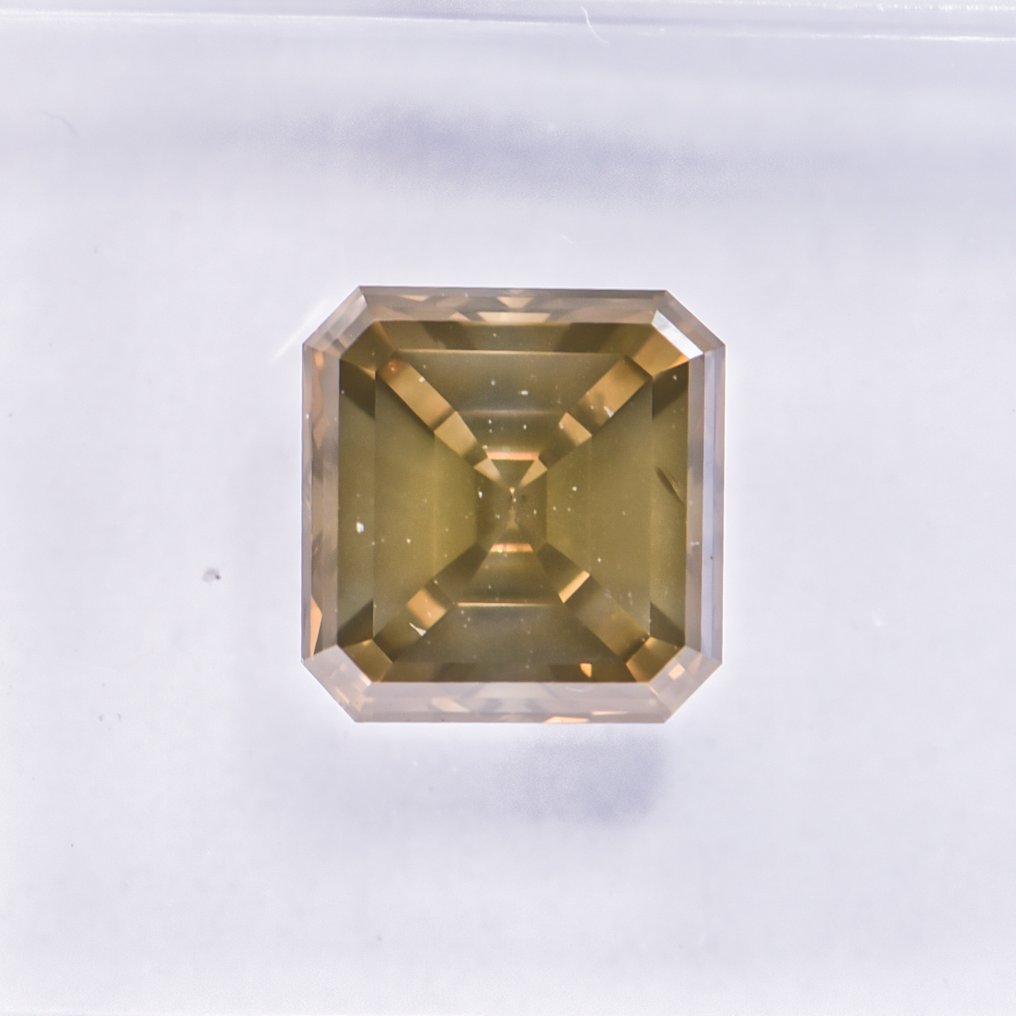 没有保留价 - 1 pcs 钻石 (天然色彩的) - 1.52 ct - 祖母绿 - Fancy deep 稍帶綠色的, 稍帶灰色的 黄色 - SI2 微内含二级 - 国际宝石研究院(IGI) - VG #2.1