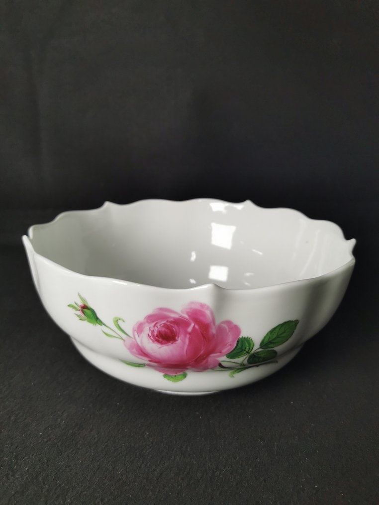 Meissen - Rosa rossa - Ciotola insalatiera - D. 22,5cm - XX secolo - Schüssel - Porzellan #2.1
