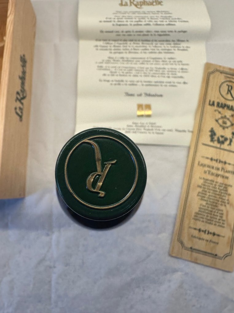 Distillerie Eyguebelle Ælred - La Raphaëlle – Liqueur de Plantes d’Exception – Coffret Bois - b. 2024 - 70cl #3.2