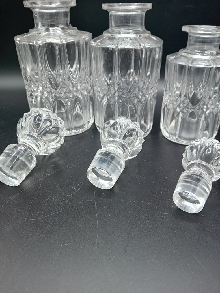 Val Saint Lambert - Ensemble coiffeuse (3) - Cristal - Grands Flacons à parfum #3.2