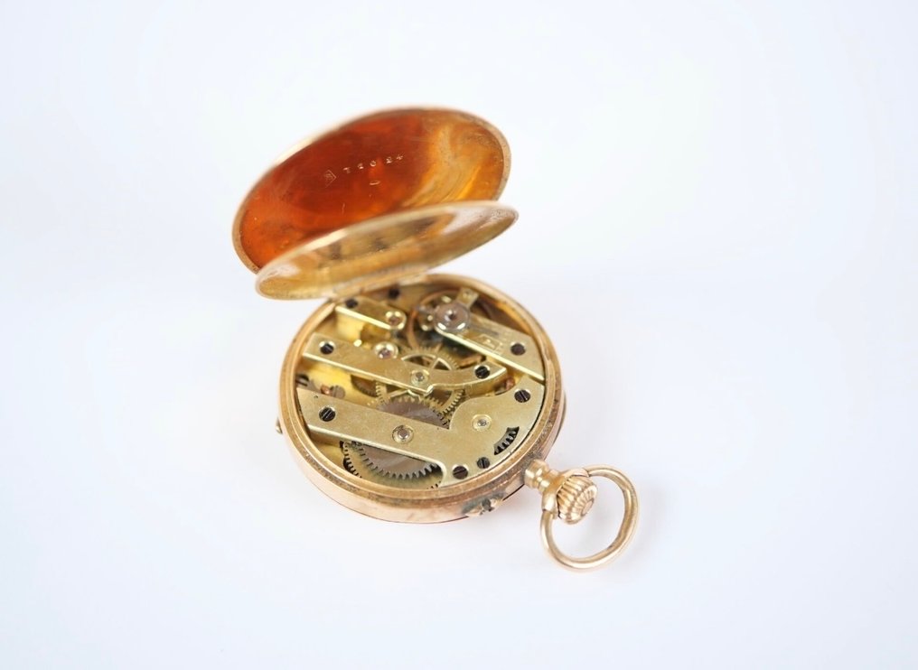 pocket watch - 1900-1949 #2.1