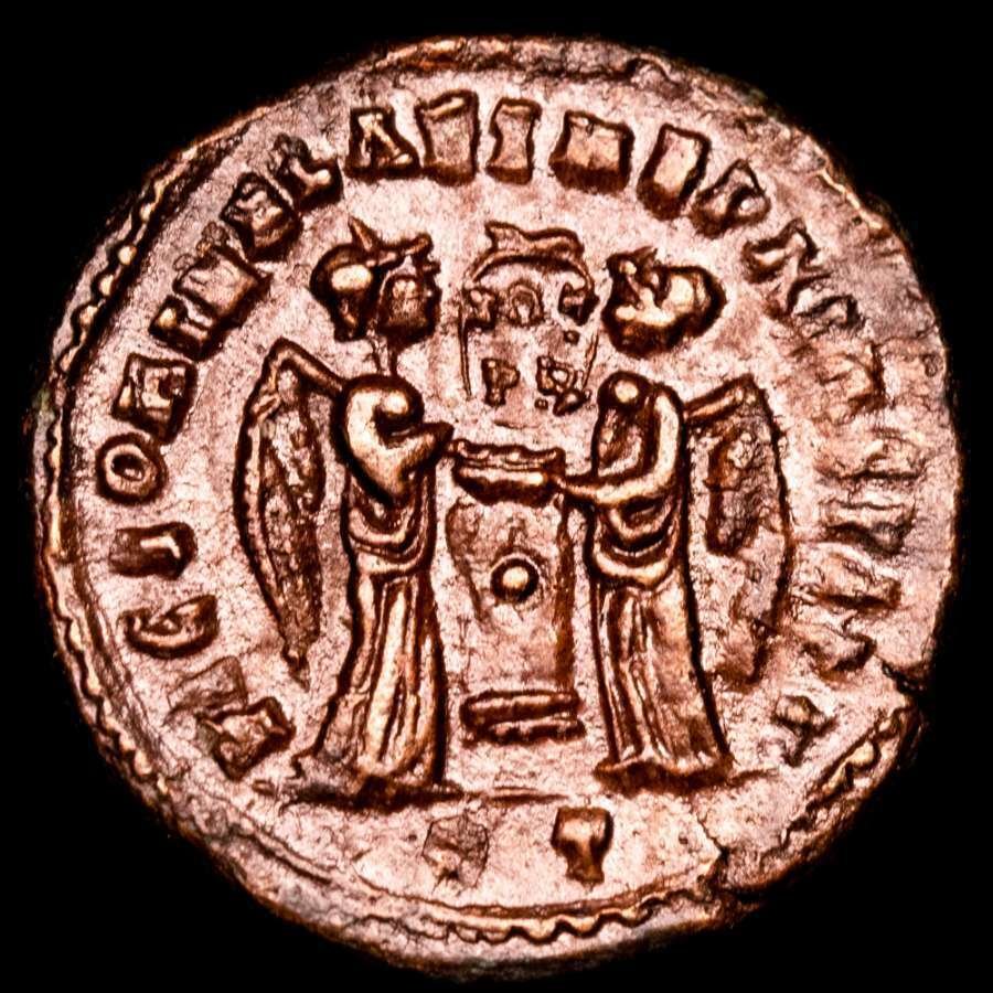 Ρωμαϊκή Αυτοκρατορία. Constantine I (AD 306-337). Follis Ticinum, A.D. 308/9. VICTORIAE LAETAE PRINC PERP, two Victories standing facing one another.  (χωρίς τιμή ασφαλείας) #1.0