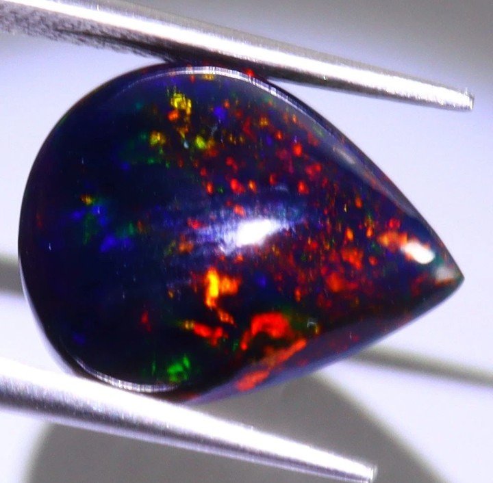Opal Cabochon - Höhe: 15 mm - Breite: 12 mm- 1.17 g #1.0
