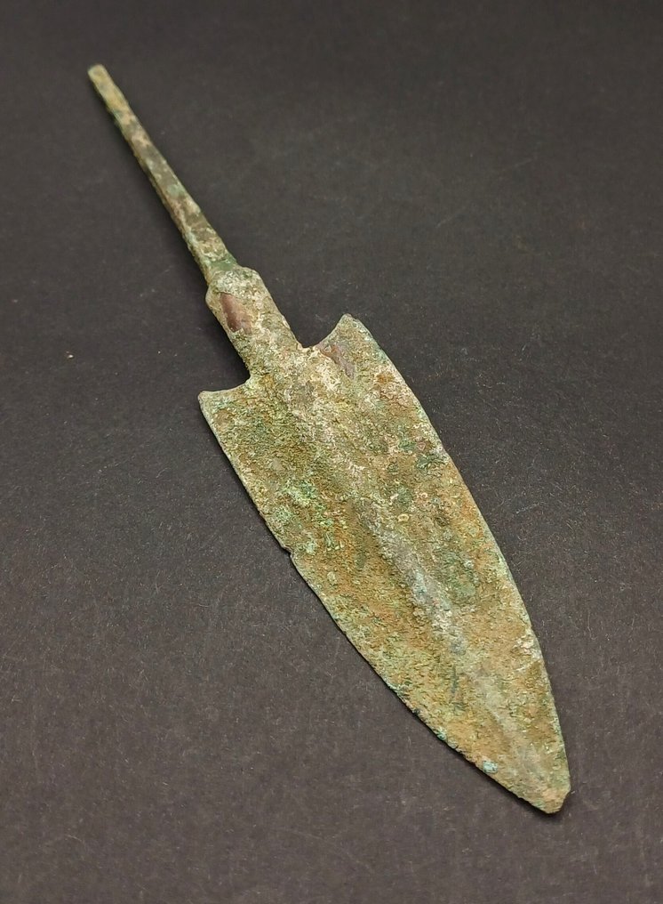 Bronze Age Bronze Long Arrowhead - 135 mm  (No reserve price) #2.1