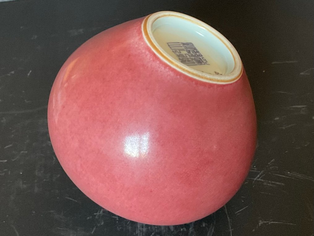 Vase - Porcelain - China - Oxblood glaze  (No Reserve Price) #2.1