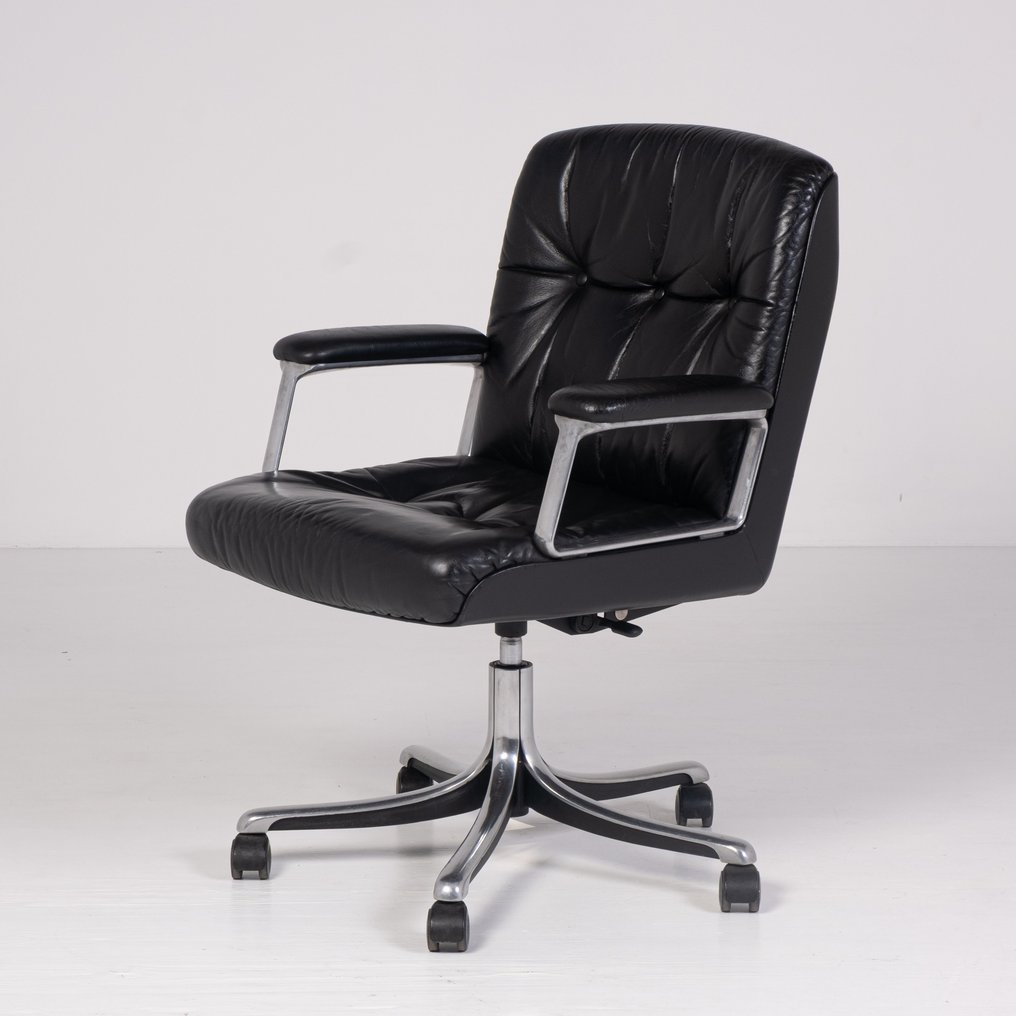 Tecno - Osvaldo Borsani - 椅子 - P126 - 皮革, 铝 #2.1