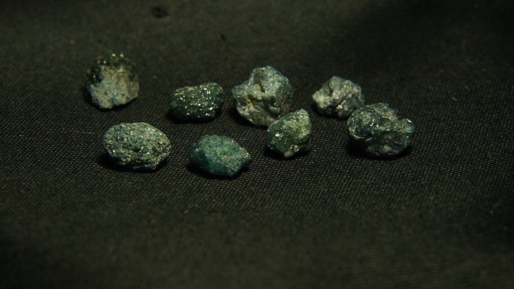 Ingen mindstepris - 8 pcs Diamant (Naturfarvet) - 10.00 ct - Fancy dark Blå Blå - I2 - Ingen laboratorierapport #1.0