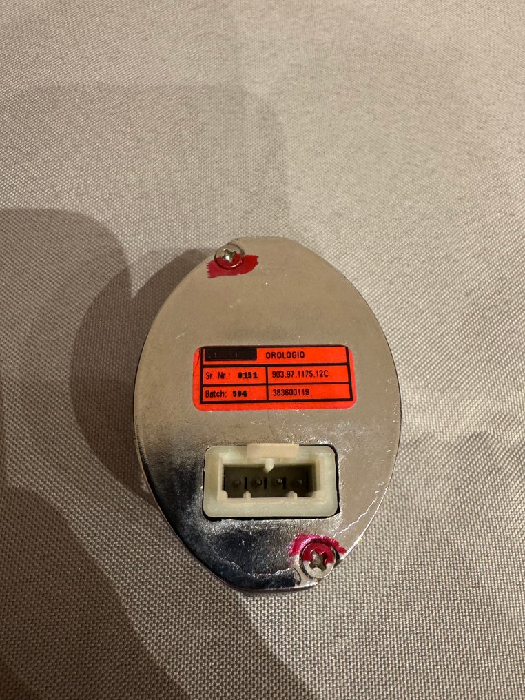 Clock - Maserati - Maserati MC12 - 2004 #4.3