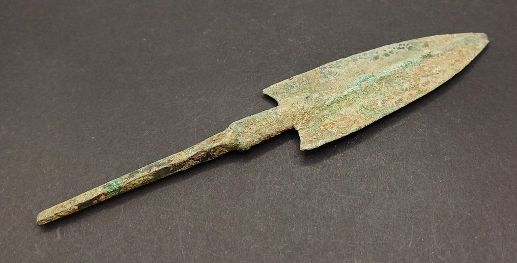 Bronze Age Bronze Long Arrowhead - 135 mm  (No reserve price) #1.0