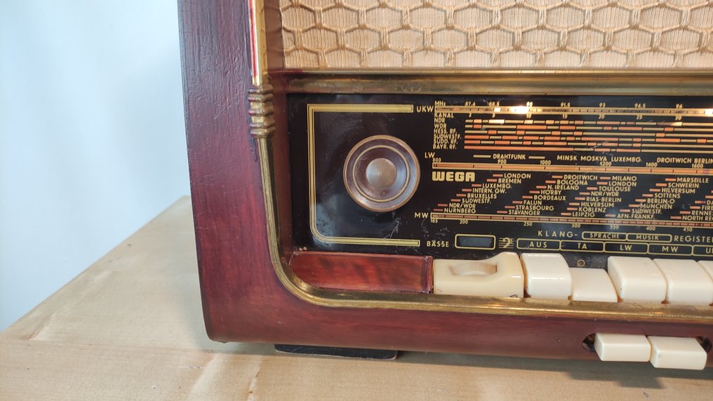 Wega - WEGA Radio Type 201 Tube radio #2.1