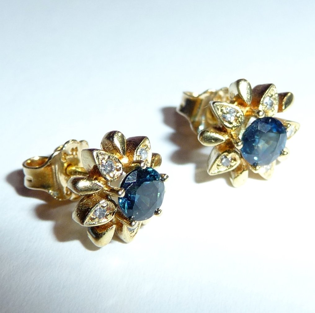 Σκουλαρίκια - 14 καράτια Κίτρινο χρυσό -  0.70ct. tw. Διαμάντι (Φυσικό)  - Ζαφείρι - Μικρά άνθη #1.0