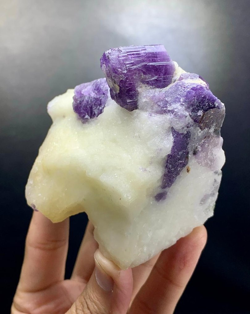 Scapolite 礦物收藏 - 高度: 87 mm - 闊度: 73 mm- 303 g - (1) #1.0