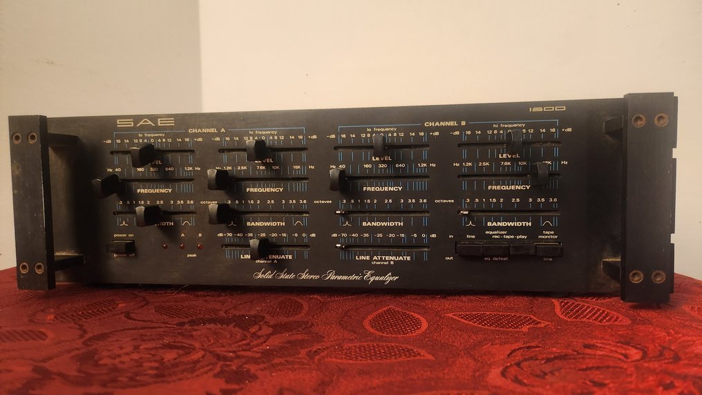 SAE - 1800 参数均衡器 #1.0