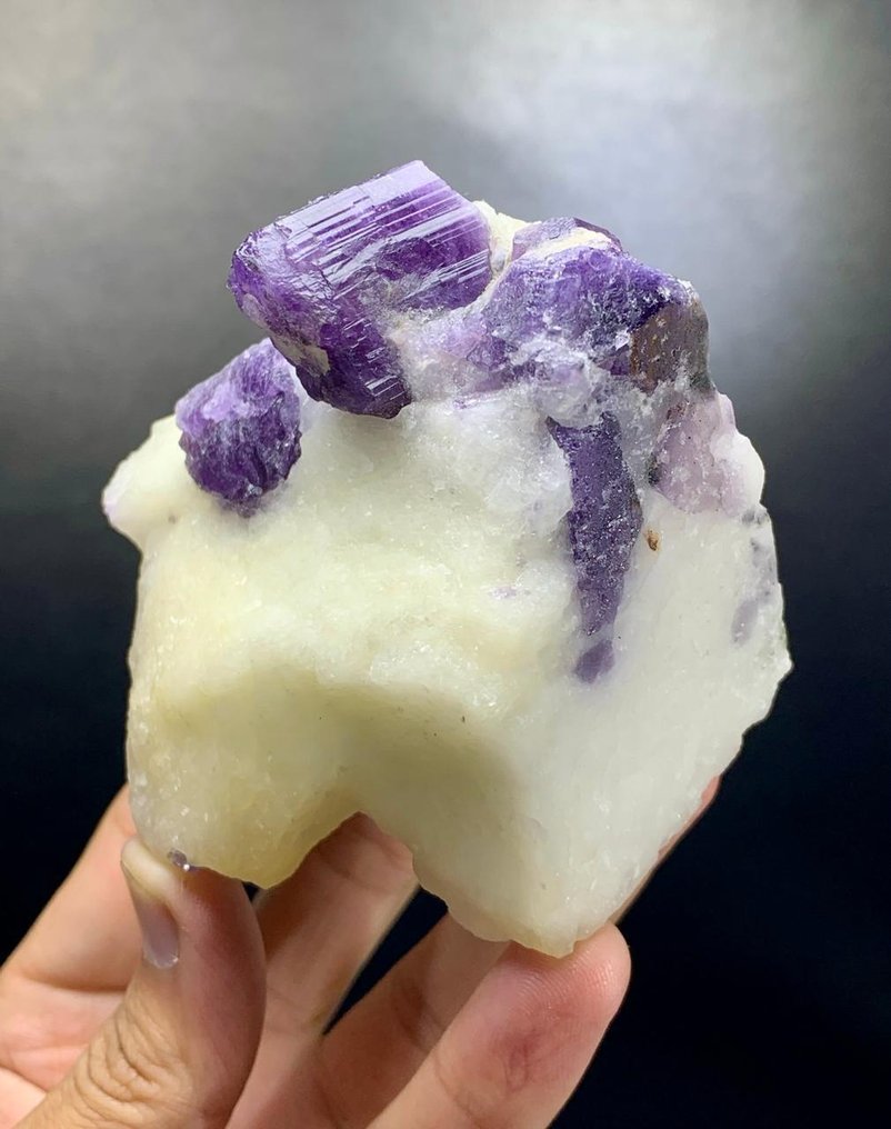 Scapolite 礦物收藏 - 高度: 87 mm - 闊度: 73 mm- 303 g - (1) #1.0