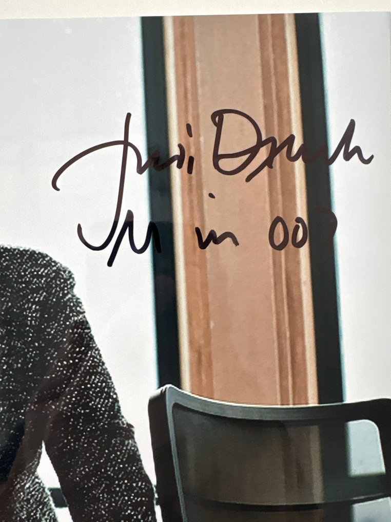 James Bond 007: Skyfall - Dame Judi Dench as "M" signed photo with B'BC holographic COA #1.0