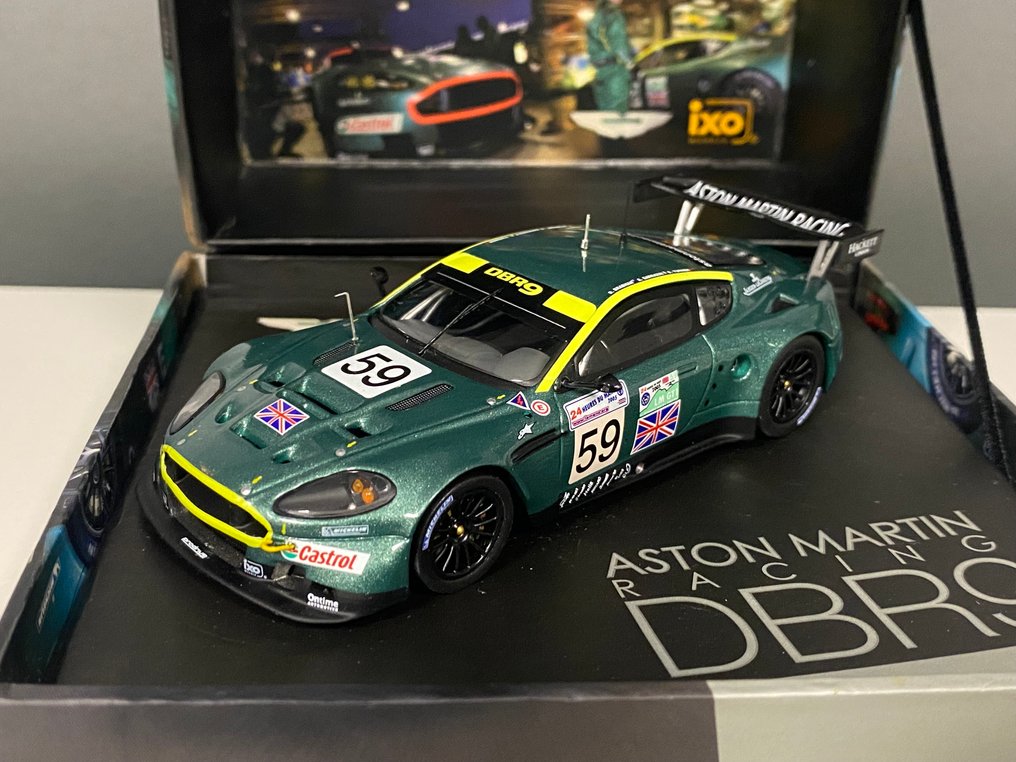 IXO 1:43 - Machetă mașină - Aston Martin DBR9 #59 Team Aston Martin Racing 9th 24H00 Le Mans 2005 - Brabham/Sarrazin/Turner - Superb colet de colecție în ediție limitată și epuizată #3.2