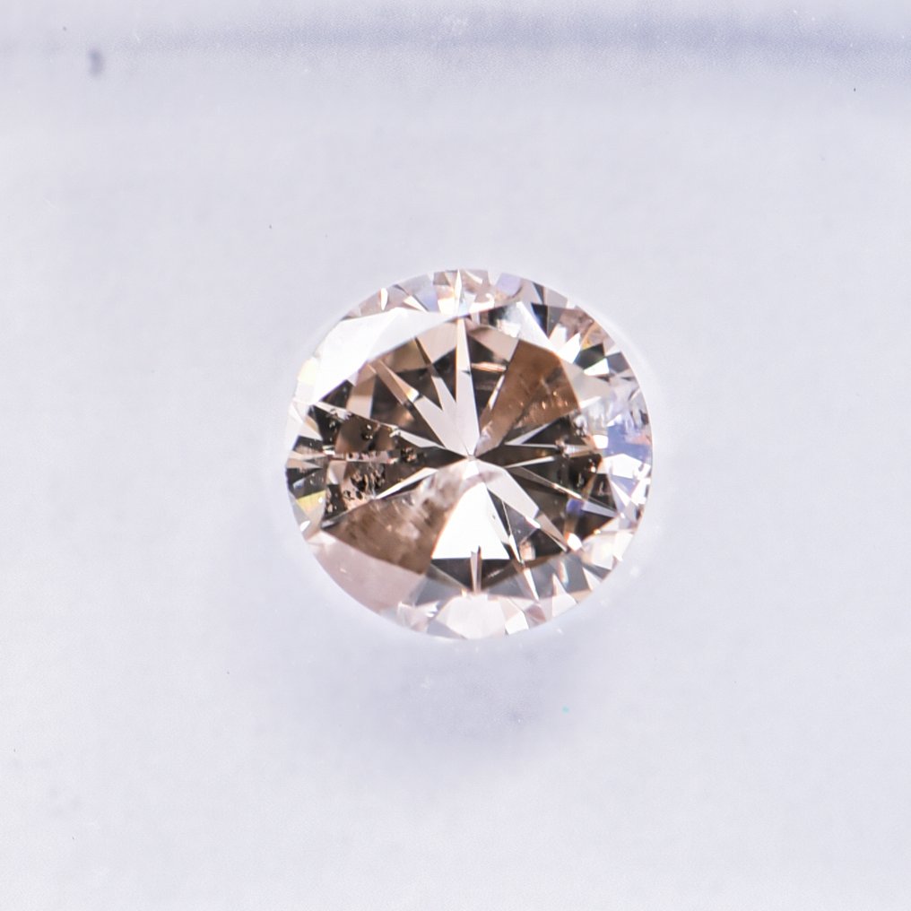 No reserve price - 1 pcs Diamond (Natural coloured) - 0.58 ct - Round - Fancy Brown - I1 - International Gemological Institute (IGI) - VG #1.0