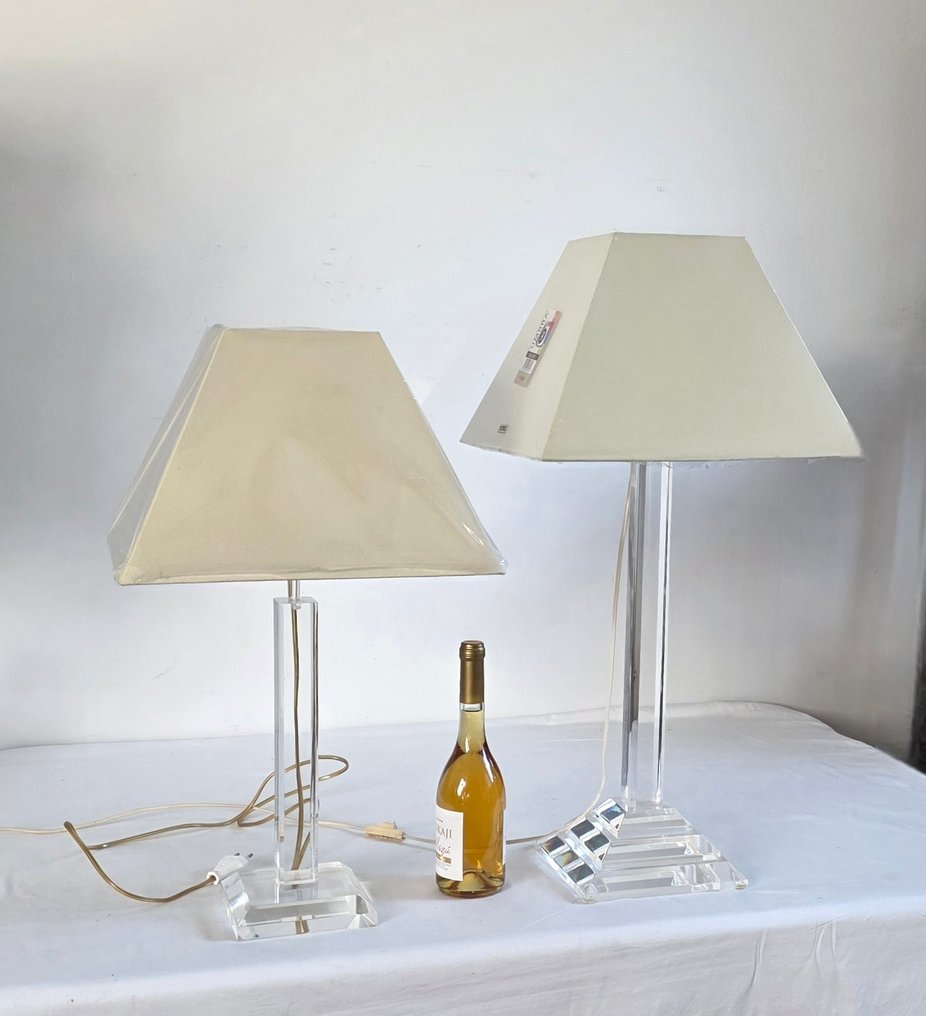 台灯 (2) - 亚克力玻璃 #4.3