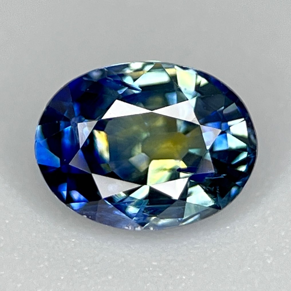 没有保留价 绿色, 蓝色 蓝宝石  - 0.93 ct - 国际有色宝石协会（ICA GemLab） #1.0
