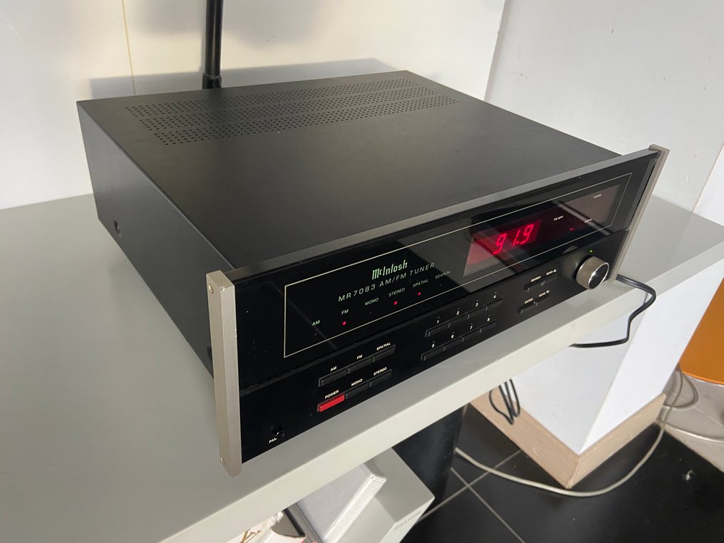 McIntosh - MR 7083 AM/FM 音訊元件 #3.2