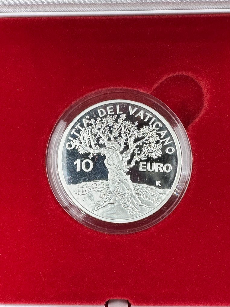 Βατικάνο. 10 Euro 2004 "Giornata Mondiale della Pace" Proof  (χωρίς τιμή ασφαλείας) #1.0
