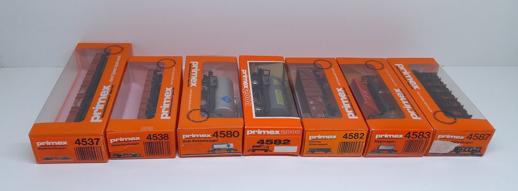 Märklin, Primex H0 - 4537, 4538, 4580, 4582, 4582, 4583, 4587 . - Model train (7) - Various goods carts from the 1980s - DB #1.0
