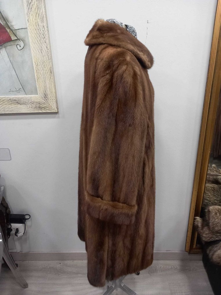 Artisan Furrier - Bunda #1.0